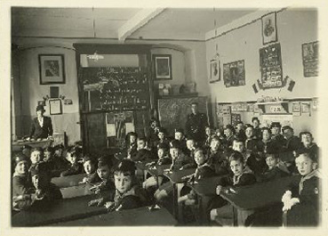 Volksschulklasse in Meran 1937. © Südtiroler Landesarchiv/Sammlung Option - Tiroler Geschichtsverein